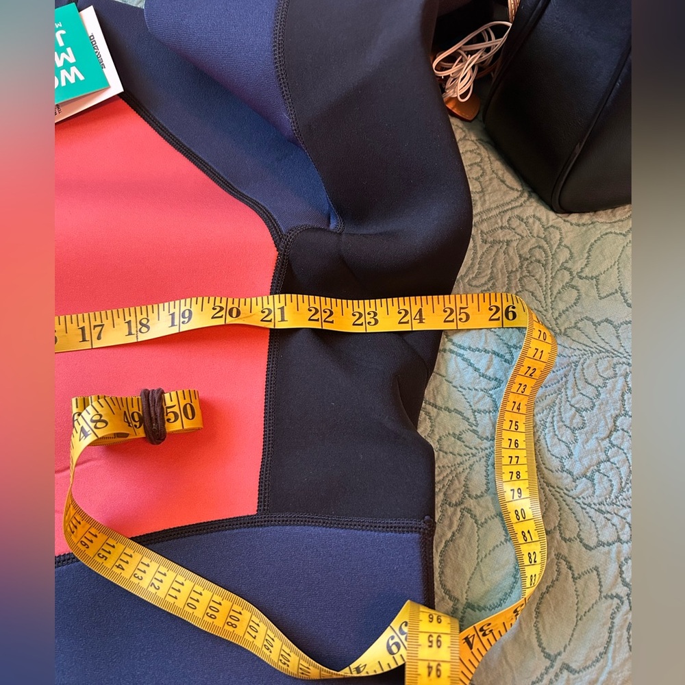 SEA-DOO Women's Navy and Coral WETSUIT 2XL - Picture 5 of 6